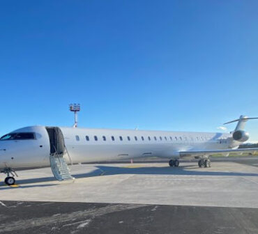 Cityjet CRJ1000 (2)