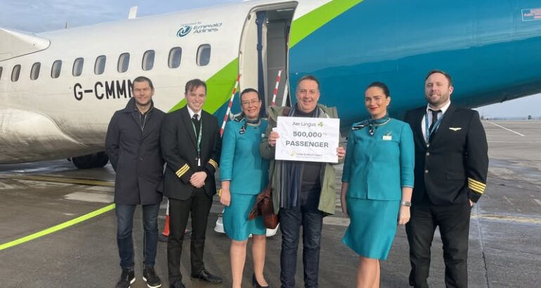 LBA Celebrates 500,000 Aer Lingus Regional Passenger